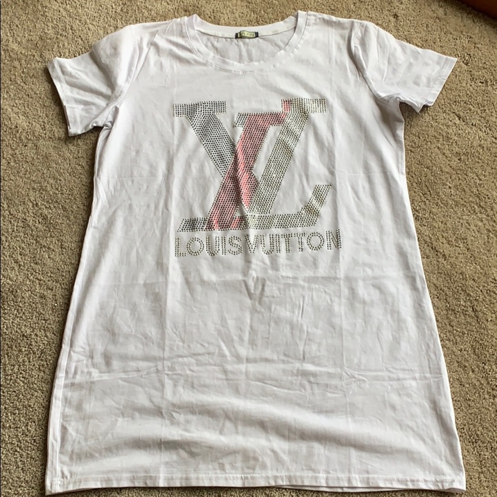 Just A Tee - image 4